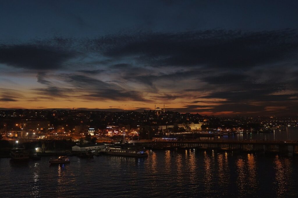 Experience Istanbul: A Day in Eminönü