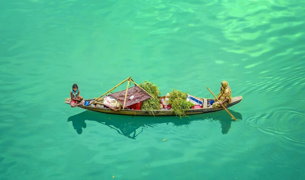 The Best Ways to Experience Eminönü's Night Market